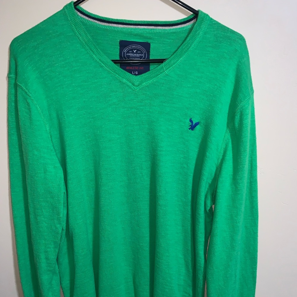 American Eagle size large sweater
